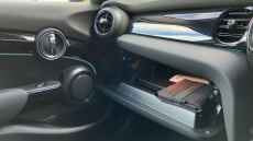 MINI Hatchback 1.5 Cooper Classic Premium 5dr Auto Petrol Hatchback